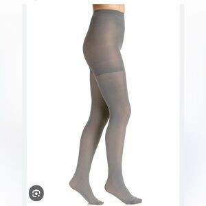 🌸NIP Nordstrom Sheer Control Top Hosiery- Womens size C Grey
